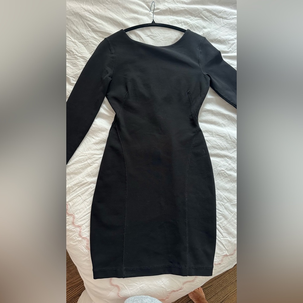 Elegant Black Long sleeve dress.